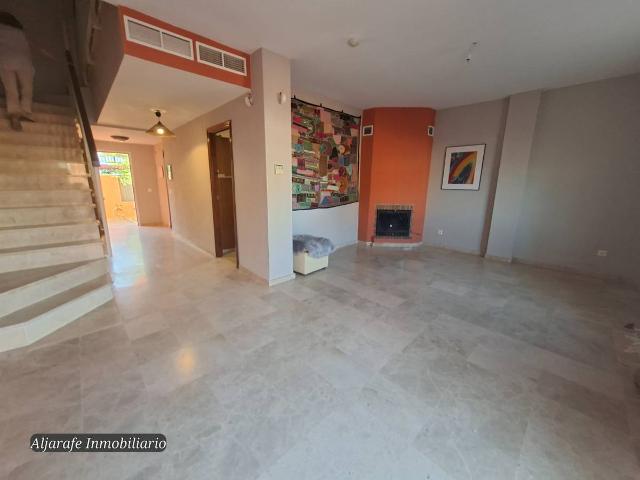 Casa adosada en Venta en Espartinas Pueblo