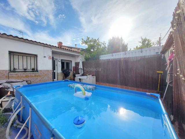 Casa adosada en venta en Esparreguera, Mas d´en Gall. OPORTUNIDAD CASA REFORMADA DE UNA PLANTA ADOSADA EN MAS DEN GALL. Casas adosadas.