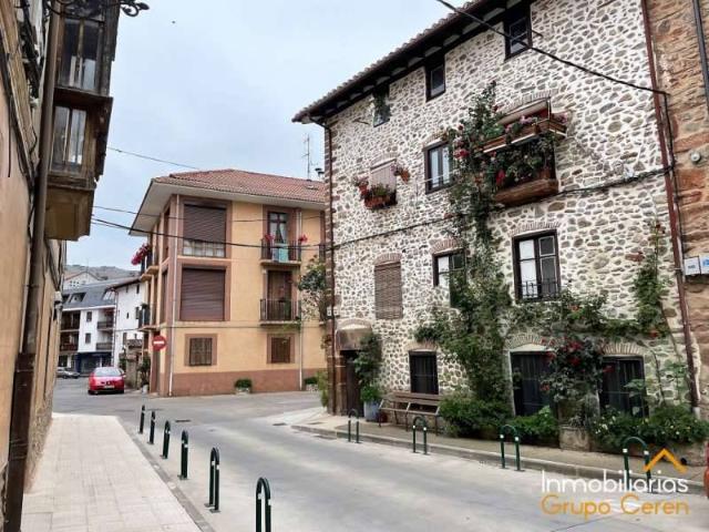 Casa adosada en Venta en Ezcaray