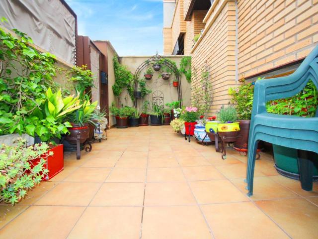 Casa adosada en Venta en Facultad de Medicina