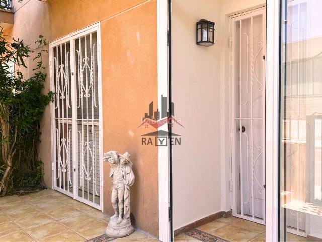 Casa adosada en venta en Figueres, Poble Nou Olivar Gran. CASA ADOSADA CON GARAJE PROPIO Y TERRAZA CON OLIVO EN LES FORQUES FIGUERES 212 M2 Y 4 DORMITORIOS. Casas adosadas.