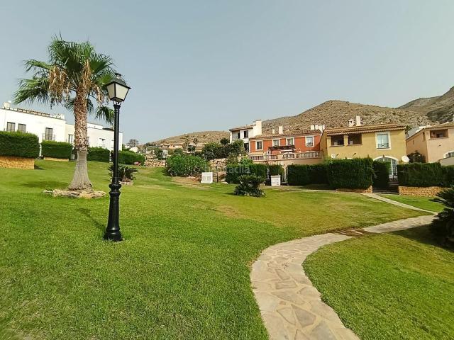Casa adosada en venta en Finestrat, Golf Bahía. Su casa en Golf Bahía en Finestrat. Casas adosadas.