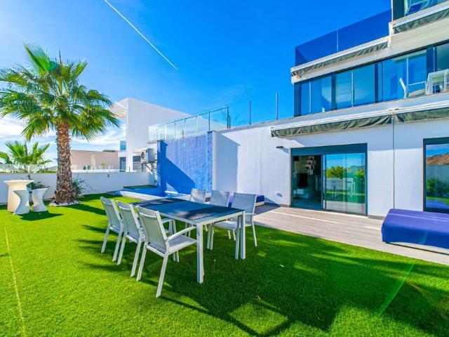 Casa adosada en Venta en Finestrat Pueblo