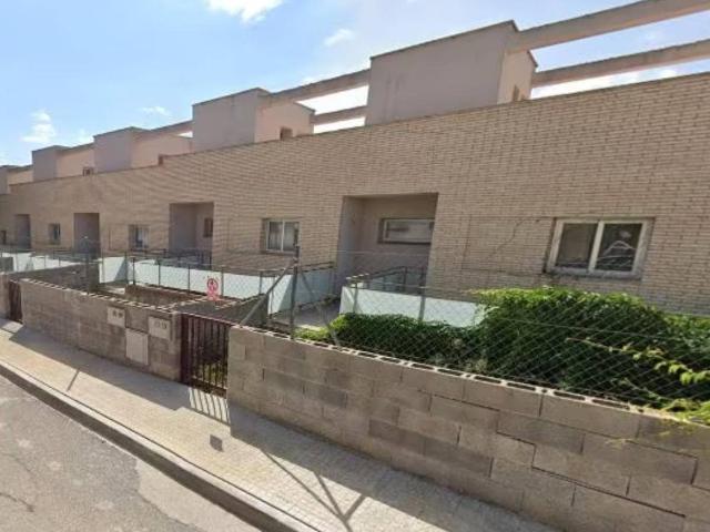 Casa adosada en Venta en Flix