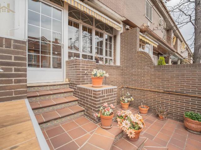 Casa adosada en Venta en Fresnos I y II