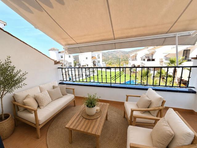 Casa adosada en venta en Frigiliana. Casas adosadas.