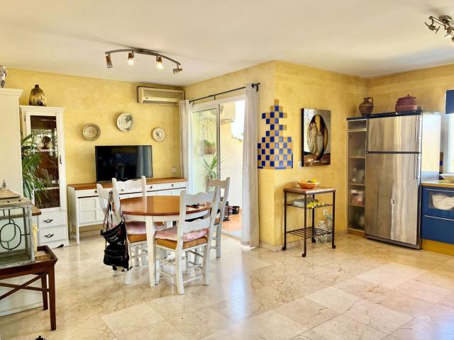 Casa adosada en venta en Fuengirola, Torreblanca del Sol. Espectacular Adosado con Vistas Panorámicas en Torreblanca, Fuengirola. Casas adosadas.