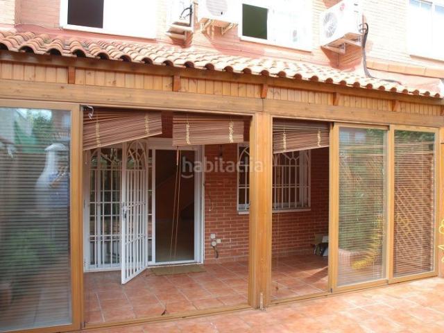 Casa adosada en venta en Fuenlabrada, Loranca. Casas adosadas.