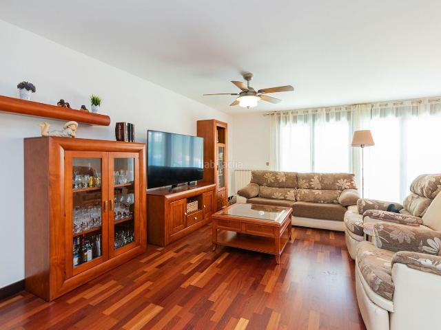 Casa adosada en venta en Fuenlabrada, Universidad Hospital. Casas adosadas.