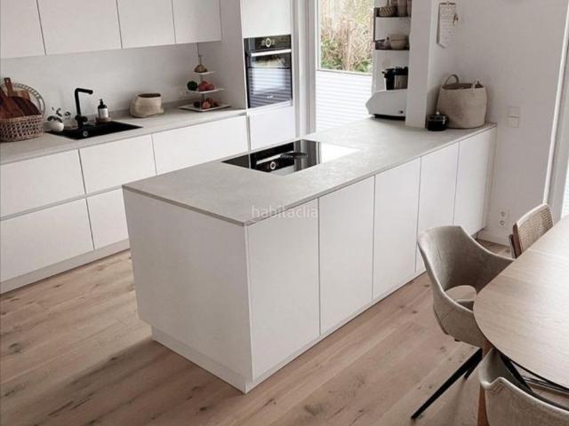 Casa adosada en venta en Fuenlabrada, Universidad Hospital. VIVIENDA ADOSADA FUENLABRADA 2 PLATAS 140 M2. Casas adosadas.