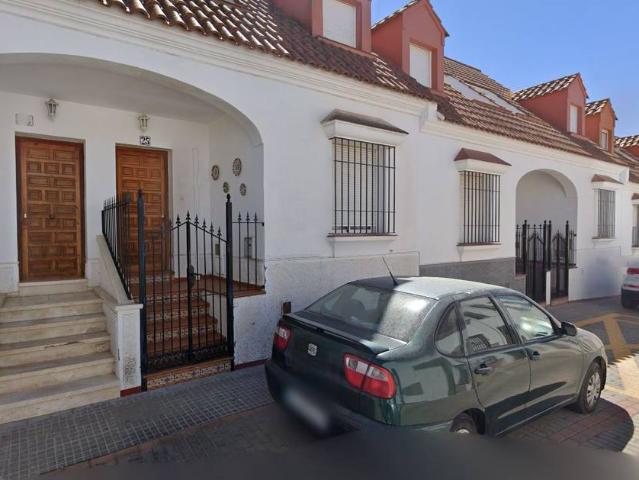 Casa adosada en Venta en Fuente de Cantos