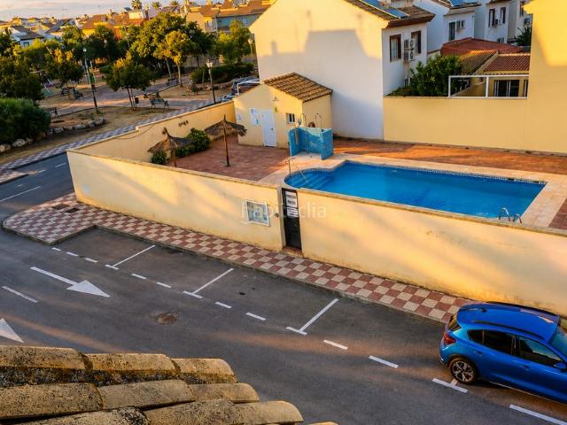 Casa adosada en venta en Fuente de Piedra. Casa adosada de ensueño en Fuente de Piedra. Casas adosadas Fuente de.