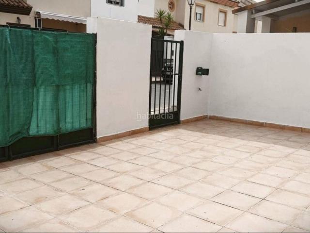 Casa adosada en venta en Fuente de Piedra. Casas adosadas Fuente de.