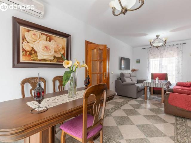 Casa adosada en Venta en Fuente Vaqueros