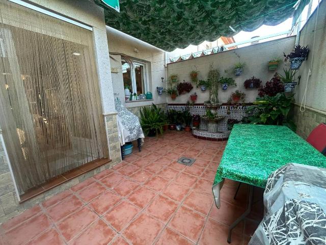 Casa adosada en Venta en Fuente Vaqueros
