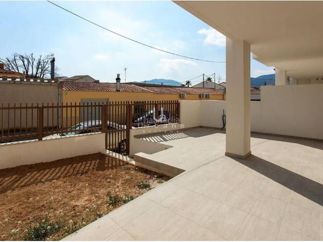 Casa adosada en venta en Hondón de las Nieves. CHALET ADOSADO EN HONDON DE LAS NIEVES. Casas adosadas Hondón de las.