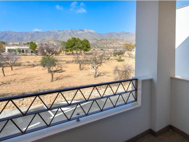 Casa adosada en venta en Hondón de las Nieves. CHALET ADOSADO EN HONDON DE LAS NIEVES. Casas adosadas Hondón de las.