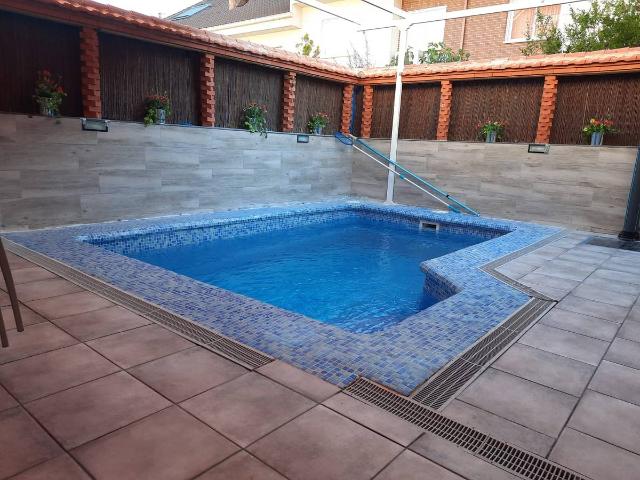 Casa adosada en Venta en Hospital