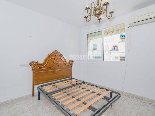 Casa adosada en Venta en Haza Grande