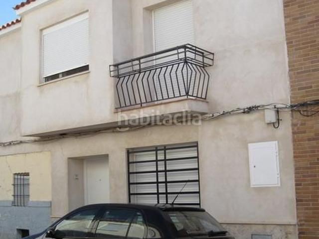 Casa adosada en venta en Herencia. Venta de Vivienda en Herencia, Ciudad Real. Activo Inmobiliario Sin Posesión, No se puede Visitar. Casas adosadas.