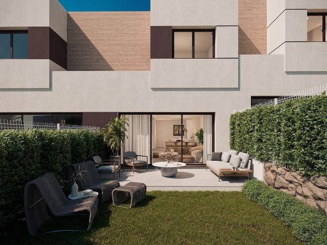 Casa adosada en Venta en Hipódromo Cerrado del Águila