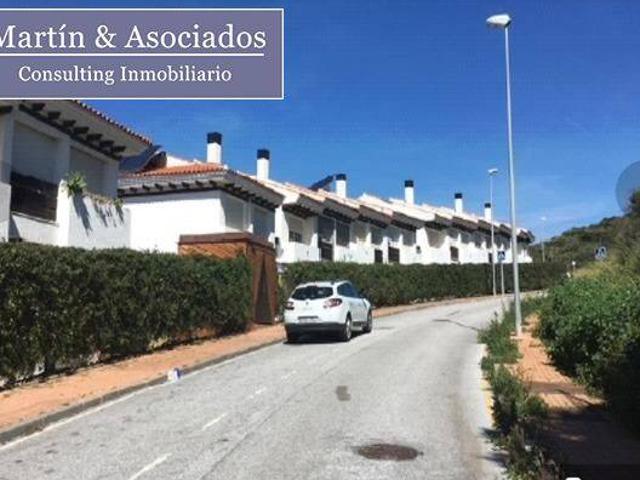 Casa adosada en Venta en Hipódromo Cerrado del Águila