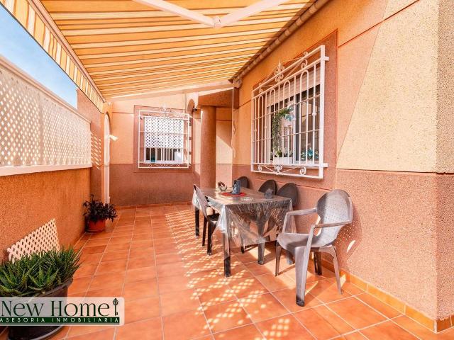 Casa adosada en Venta en Huércal de Almería