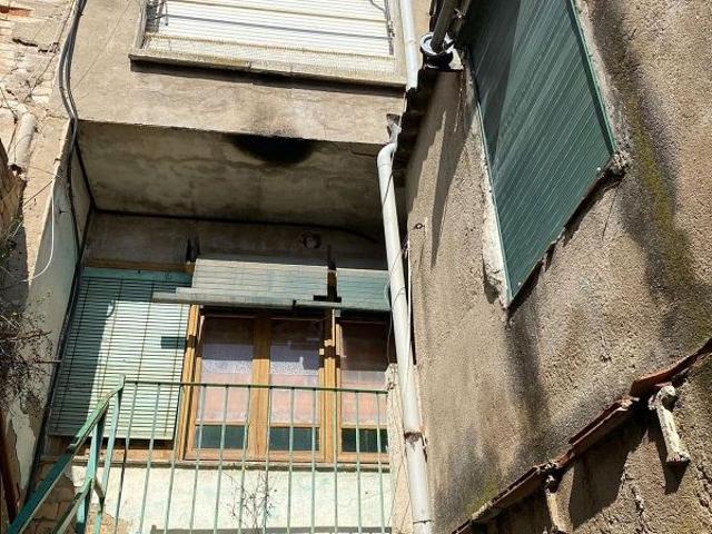 Casa adosada en venta en Igualada, de 377 m² 1 habitación por 86.000