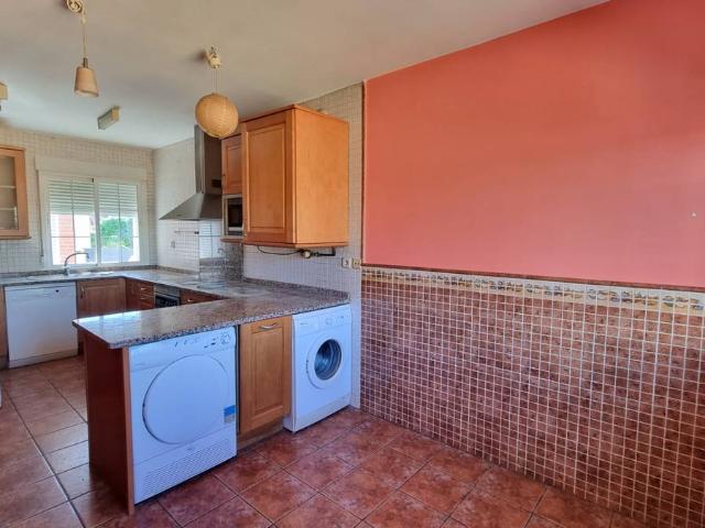 Casa adosada en Venta en Iglesia Estación