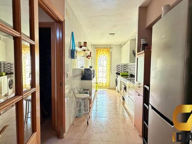 Casa adosada en venta en Illescas, Parque Manuel de Vega Carretera de Ugena. Chalet adosado junto al parque Manuel de Vega, Illescas. Casas adosadas.