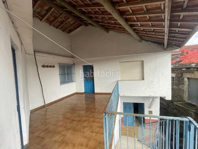 Casa adosada en venta en Irixo O. Casa adosada en venta en Nogueiroá Irixo Ourense. Casas adosadas Irixo.