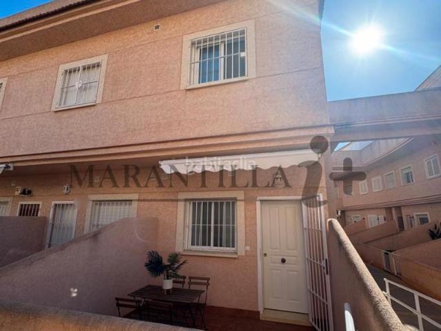 Casa adosada en venta en Islantilla, Islantilla Golf. Casa de esquina en venta en la última construcción del Campo de Golf. Casas adosadas.