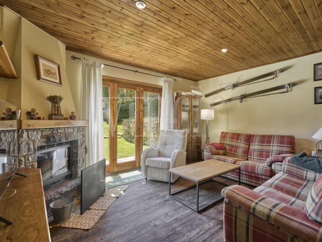 Casa adosada en venta en Isòvol Pirineos. Casa Adosada en Venta en All. Casas adosadas.