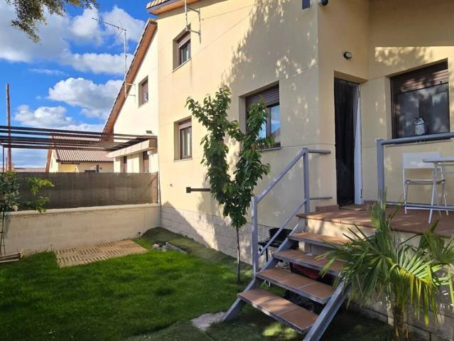 Casa adosada en Venta en Ituero y Lama