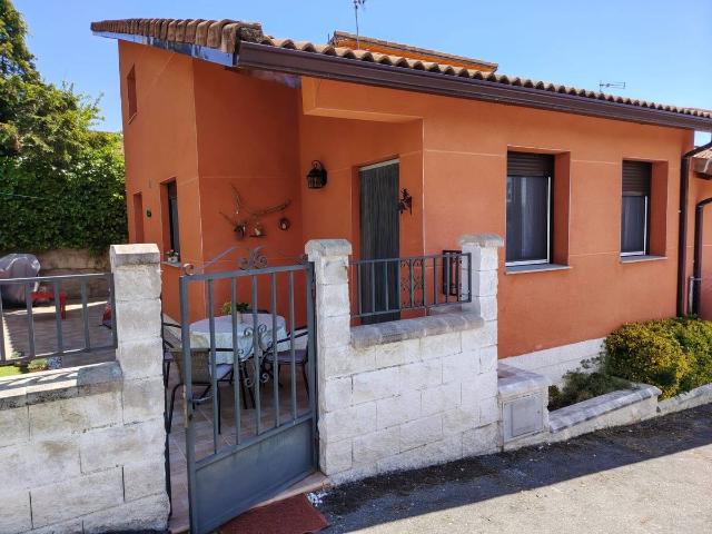 Casa adosada en Venta en Ituero y Lama