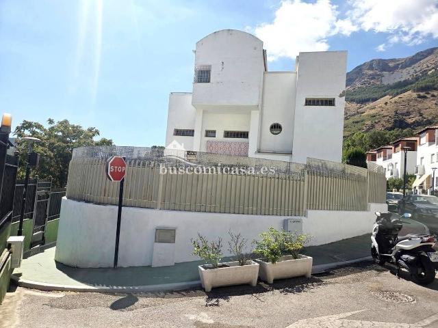 Casa adosada en Venta en Jabalcuz