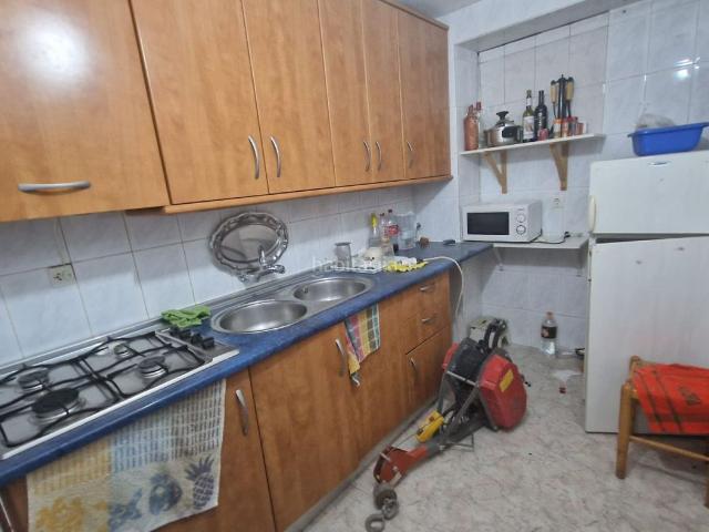 Casa adosada en venta en Jaén, San Bartolomé Millán de Priego. Casa Adosada en venta en Fernando IV, 8 dormitorios. Casas adosadas.