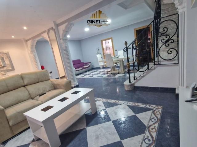 Casa adosada en venta en Jaén, San Felipe El Almendral La Merced. Casa Adosada en venta en San Felipe, 4 dormitorios. Casas adosadas.