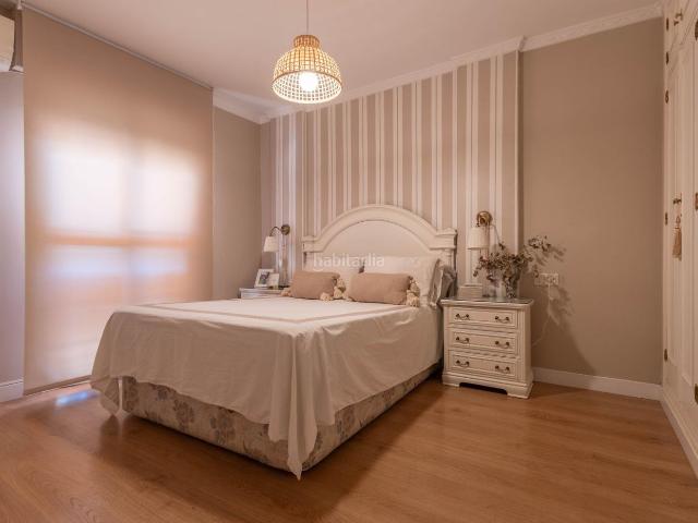 Casa adosada en venta en Jerez de la Frontera, El Rocío La Milagrosa. EXCLUSIVA CASA ADOSADA EN AVENIDA DE ARCOS 3 dormitorios patio delantero, lista para entrar a vivir. Casas adosadas Jerez de la.