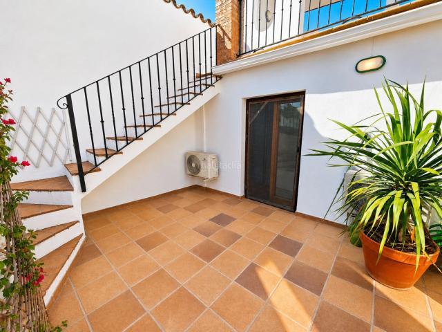 Casa adosada en venta en Jimena de la Frontera. CASA ANDALUZA REFORMADA EN EL CORAZÓN HISTÓRICO DE JIMENA. Casas adosadas Jimena de la.