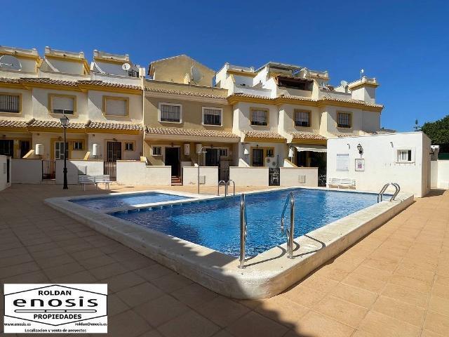 Casa adosada en Venta en Jimenado