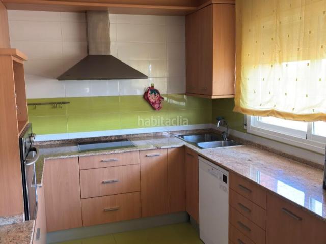 Casa adosada en venta en Juneda. Venta casa unifamiliar. Casas adosadas.