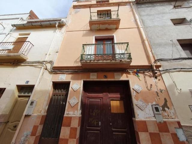 Casa adosada en Venta en Onda