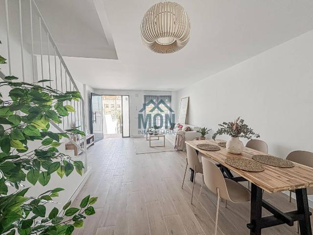 Casa adosada en Venta en Onda
