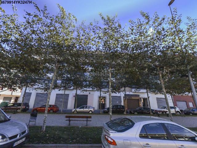 Casa adosada en venta en Onda. ADOSADO EN PRIMERA LINEA AV SIERRA ESPADAN DE ONDA. Casas adosadas.