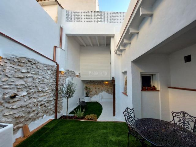 Casa adosada en venta en Ondara. Casa de pueblo céntrica totalmente reformada en Ondara. Costa Blanca. Casas adosadas.