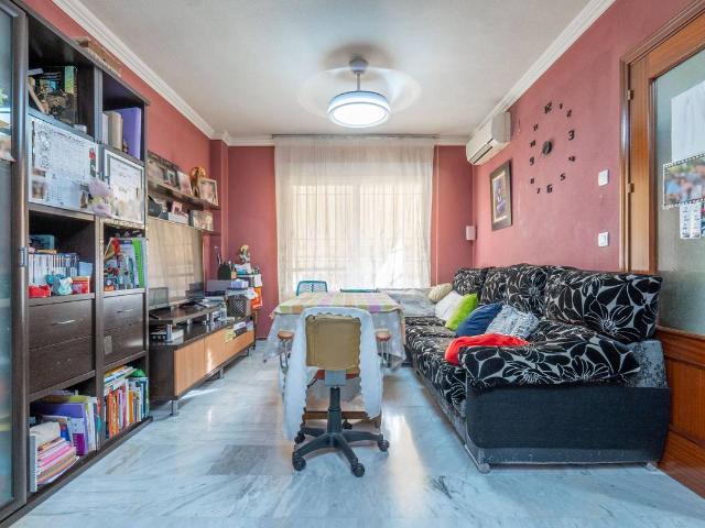 Casa adosada en Venta en Ogíjares
