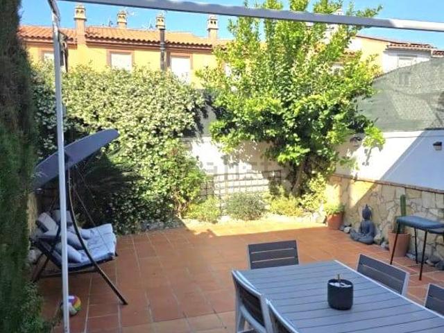 Casa adosada en Venta en Ogíjares