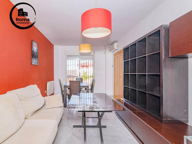 Casa adosada en venta en Ogíjares. ADOSADO LOMALINDA. Casas adosadas.