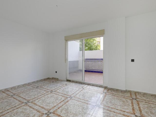 Casa adosada en venta en Ogíjares. DÚPLEX EN VENTA EN OGIJARES AMPLITUD, COMODIDAD Y ESPACIOS EXTERIORES. Casas adosadas.